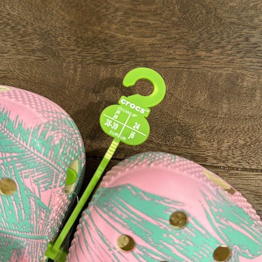 Crocs Classic Spring Break Clog - Picture 5 of 7